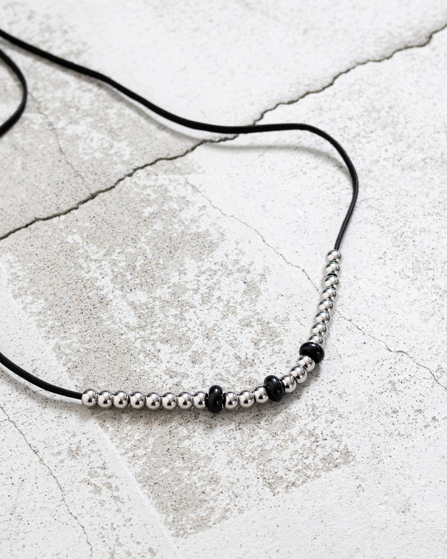 LEATHER CORD BEAD NECKLACE