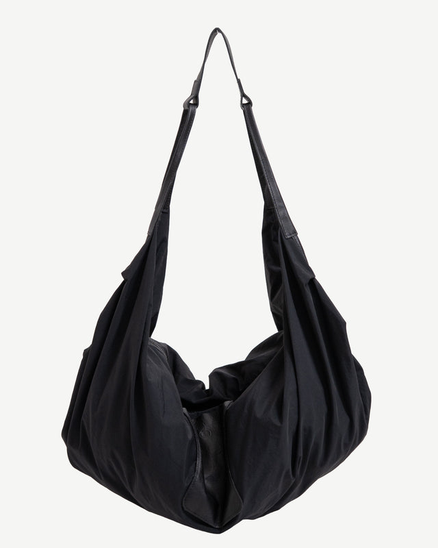HAKAMA DRAPE SHOULDER