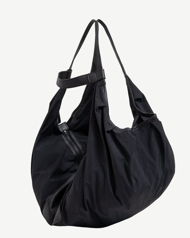 HAKAMA DRAPE SHOULDER